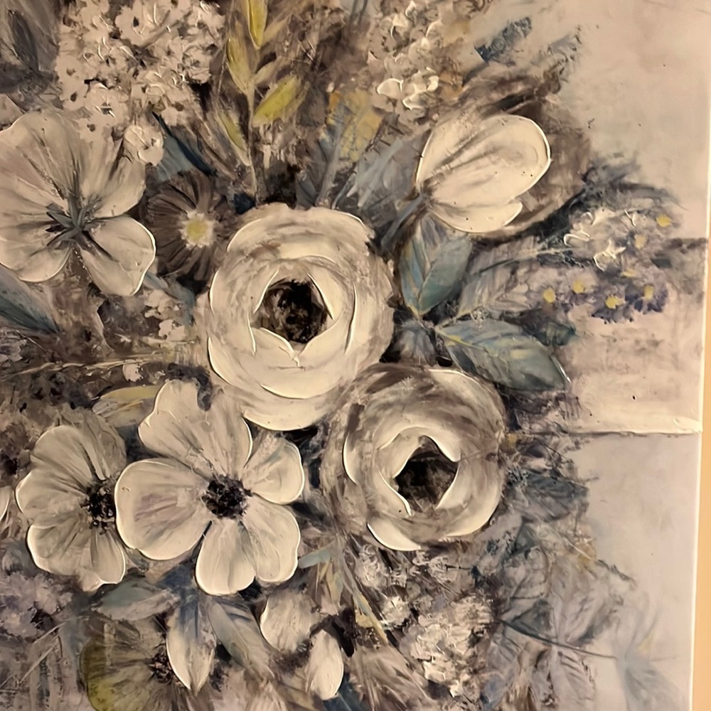 Blue and white flowered like a painting.  Excellent condition